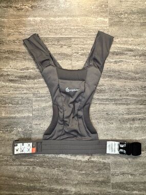 Ergobaby Embrace Soft Air Mesh in Washed Black